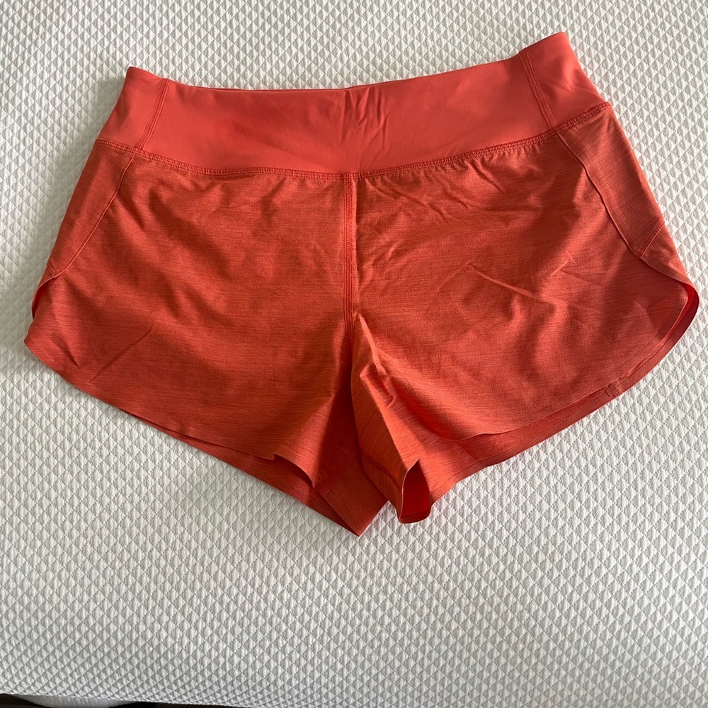 New Athleta Run With It 3.5” shorts